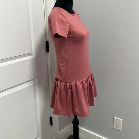 Sinsay || women’s pink short sleeve dress flared bottom size XXS - Picture 4 of 7